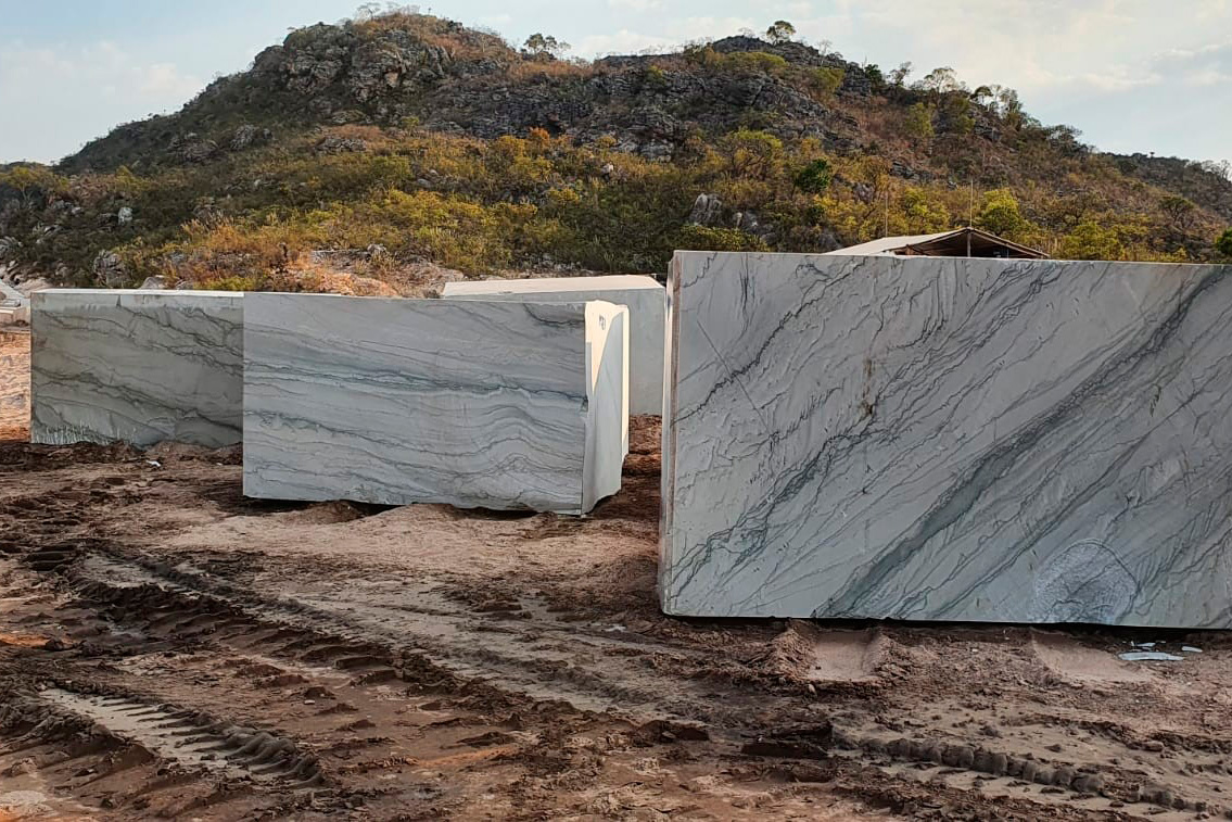 Infinity White • Quartzito