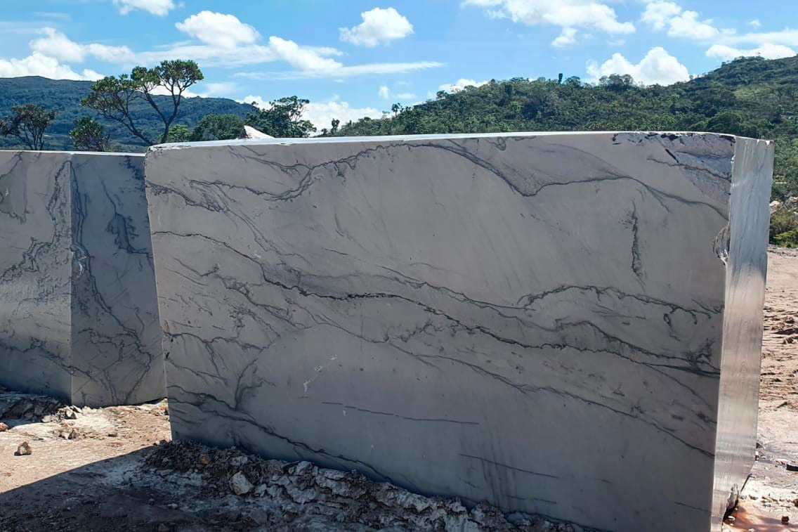 Infinity White • Quartzito